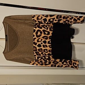 LOVEUDEAR ANIMAL PRINT TOP